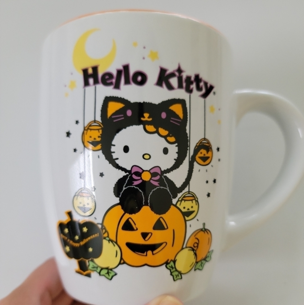 NWOT Hello Kitty Oversized Halloween Mug, 25 oz